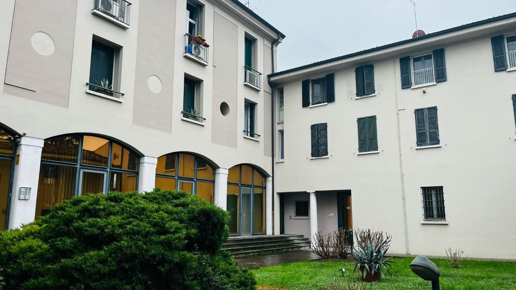 White House Appartement Brescia Buitenkant foto